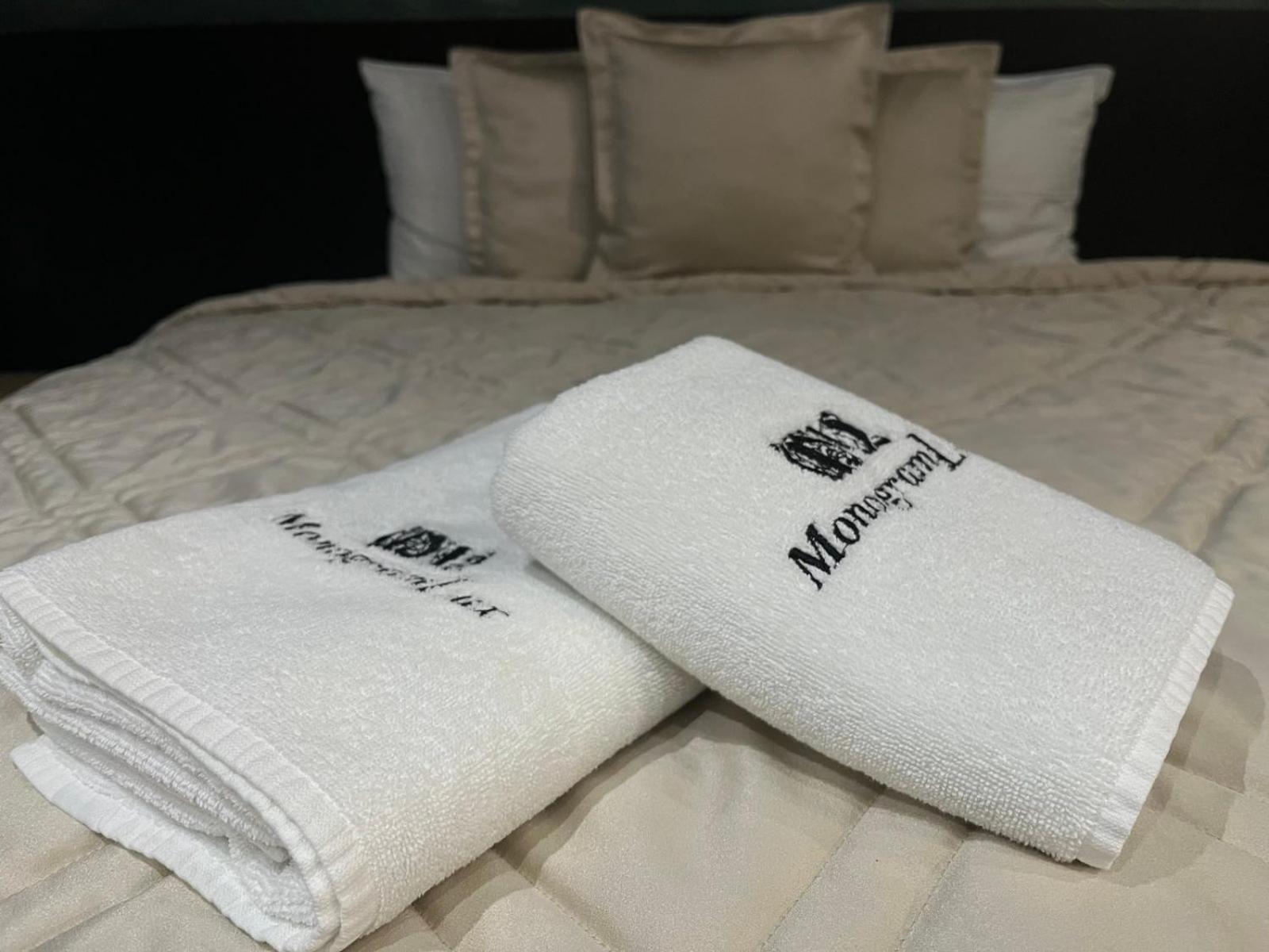 Hotel Monogramlux Indija Esterno foto